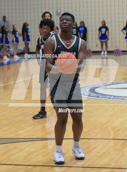 Thumbnail 2 in Jordan vs. King (UIL 6A D2 Basketball Regional Semifinal) photogallery.