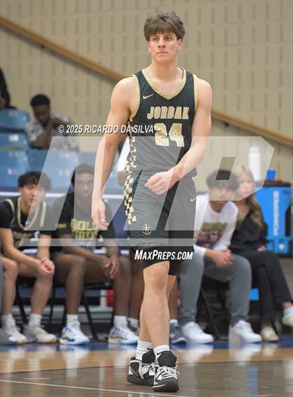 Thumbnail 2 in Jordan vs. King (UIL 6A D2 Basketball Regional Semifinal) photogallery.