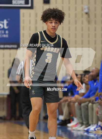 Thumbnail 2 in Jordan vs. King (UIL 6A D2 Basketball Regional Semifinal) photogallery.