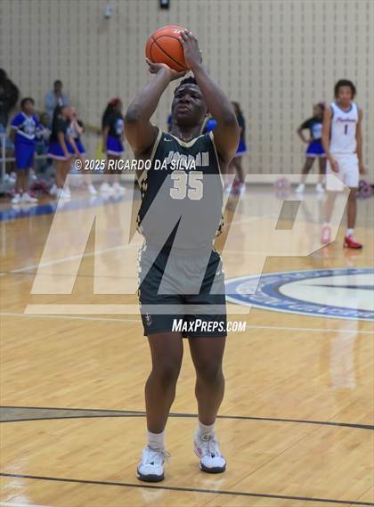 Thumbnail 3 in Jordan vs. King (UIL 6A D2 Basketball Regional Semifinal) photogallery.