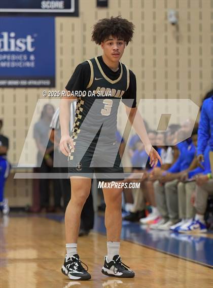 Thumbnail 1 in Jordan vs. King (UIL 6A D2 Basketball Regional Semifinal) photogallery.