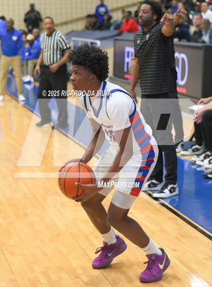 Thumbnail 3 in Jordan vs. King (UIL 6A D2 Basketball Regional Semifinal) photogallery.