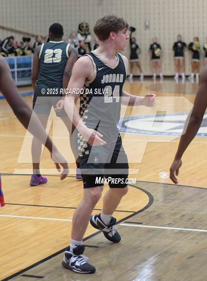 Thumbnail 2 in Jordan vs. King (UIL 6A D2 Basketball Regional Semifinal) photogallery.