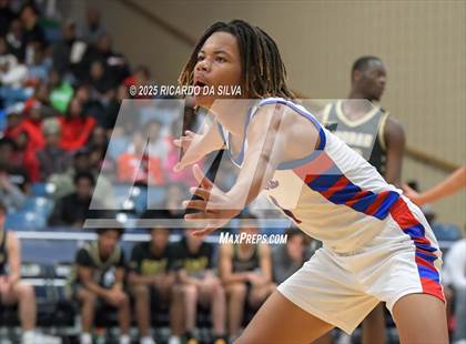 Thumbnail 1 in Jordan vs. King (UIL 6A D2 Basketball Regional Semifinal) photogallery.