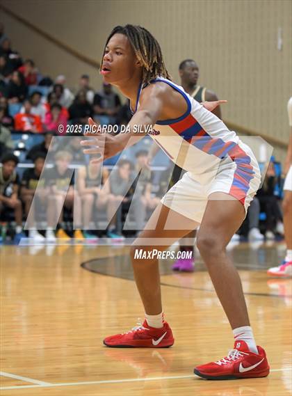 Thumbnail 2 in Jordan vs. King (UIL 6A D2 Basketball Regional Semifinal) photogallery.