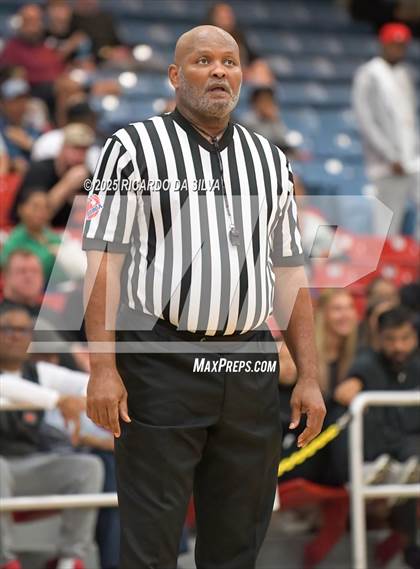 Thumbnail 1 in Jordan vs. King (UIL 6A D2 Basketball Regional Semifinal) photogallery.