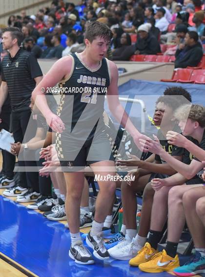 Thumbnail 1 in Jordan vs. King (UIL 6A D2 Basketball Regional Semifinal) photogallery.