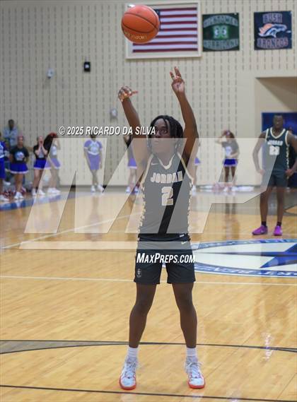 Thumbnail 1 in Jordan vs. King (UIL 6A D2 Basketball Regional Semifinal) photogallery.