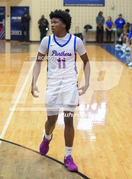 Thumbnail 2 in Jordan vs. King (UIL 6A D2 Basketball Regional Semifinal) photogallery.