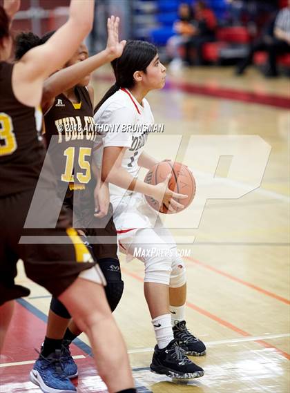 Thumbnail 1 in Yuba City @ Cordova photogallery.