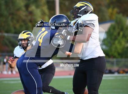 Thumbnail 2 in JV: Del Oro @ Oak Ridge photogallery.