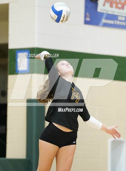Thumbnail 3 in Adams vs. Rochester (Notre Dame Prep Quad) photogallery.