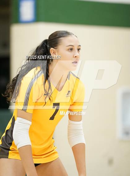 Thumbnail 1 in Adams vs. Rochester (Notre Dame Prep Quad) photogallery.