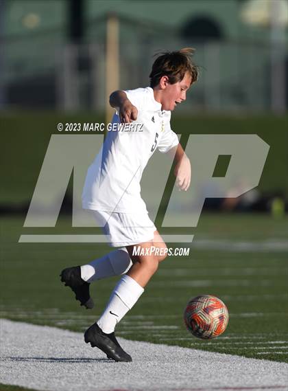 Thumbnail 1 in Crean Lutheran @ Foothill photogallery.