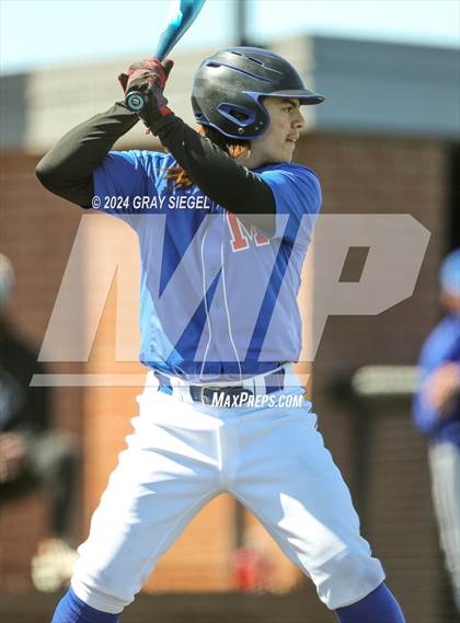Thumbnail 3 in Deer Creek photogallery.