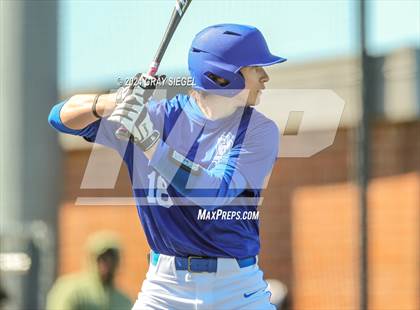 Thumbnail 2 in Deer Creek photogallery.