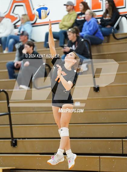 Thumbnail 2 in Harbor Beach vs. Almont photogallery.
