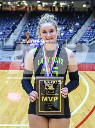 Blum vs Water Valley (UIL 1A Volleyball Final Medal Ceremony)