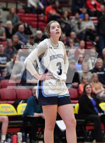 Thumbnail 2 in Platte Valley vs. Grand Valley (CHSAA 3 A Final 4) photogallery.