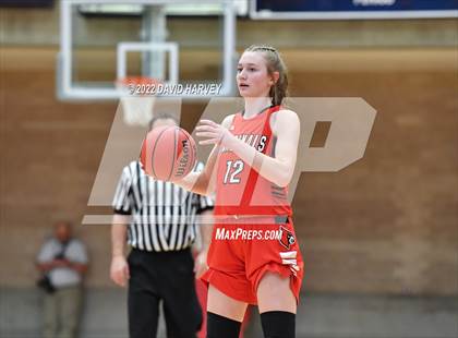Thumbnail 2 in Platte Valley vs. Grand Valley (CHSAA 3 A Final 4) photogallery.