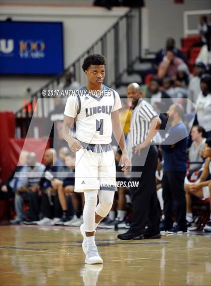Thumbnail 1 in Curtis vs Lincoln (PSAL Class AA Semifinal Playoff ) photogallery.