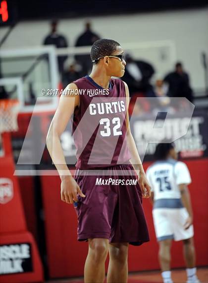Thumbnail 2 in Curtis vs Lincoln (PSAL Class AA Semifinal Playoff ) photogallery.