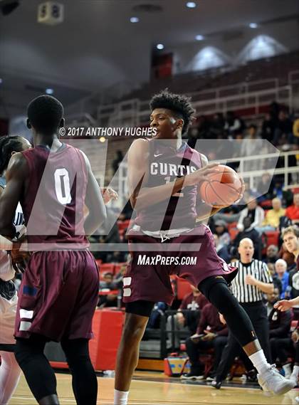 Thumbnail 2 in Curtis vs Lincoln (PSAL Class AA Semifinal Playoff ) photogallery.