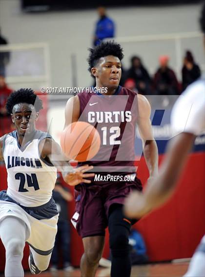 Thumbnail 3 in Curtis vs Lincoln (PSAL Class AA Semifinal Playoff ) photogallery.