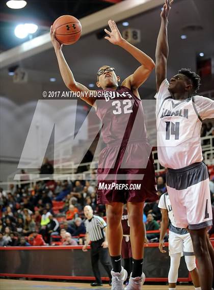 Thumbnail 2 in Curtis vs Lincoln (PSAL Class AA Semifinal Playoff ) photogallery.