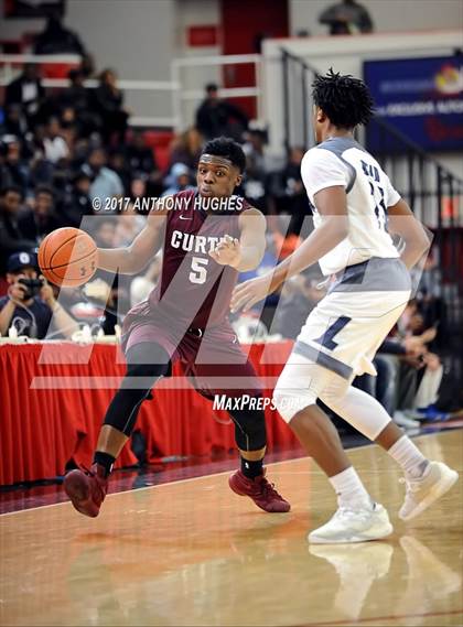 Thumbnail 3 in Curtis vs Lincoln (PSAL Class AA Semifinal Playoff ) photogallery.