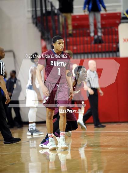Thumbnail 1 in Curtis vs Lincoln (PSAL Class AA Semifinal Playoff ) photogallery.
