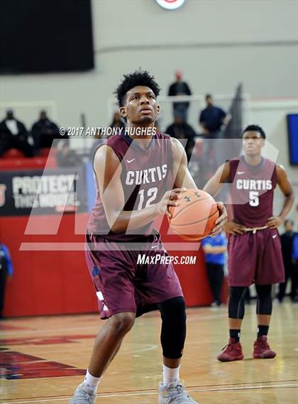 Thumbnail 1 in Curtis vs Lincoln (PSAL Class AA Semifinal Playoff ) photogallery.
