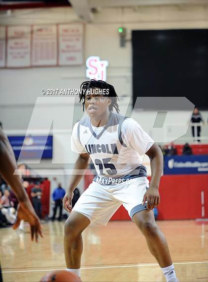 Thumbnail 3 in Curtis vs Lincoln (PSAL Class AA Semifinal Playoff ) photogallery.