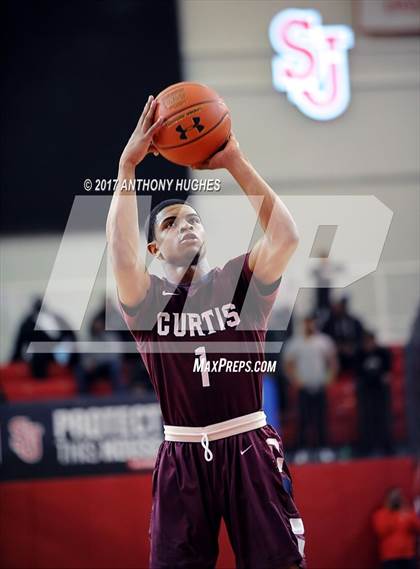 Thumbnail 3 in Curtis vs Lincoln (PSAL Class AA Semifinal Playoff ) photogallery.