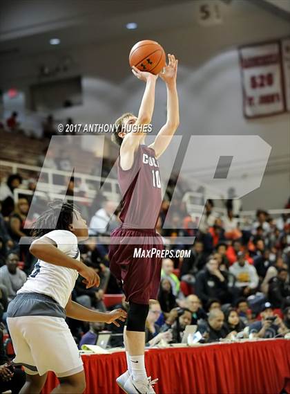 Thumbnail 2 in Curtis vs Lincoln (PSAL Class AA Semifinal Playoff ) photogallery.