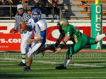 Thumbnail 2 in Liberty-Benton vs. Ursuline (OHSAA D5 Final) photogallery.