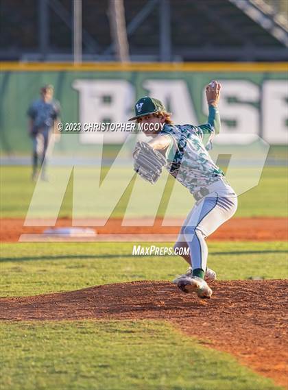 Thumbnail 3 in Lakewood Ranch vs. Venice (FHSAA 7A District 8 Semifinal) photogallery.