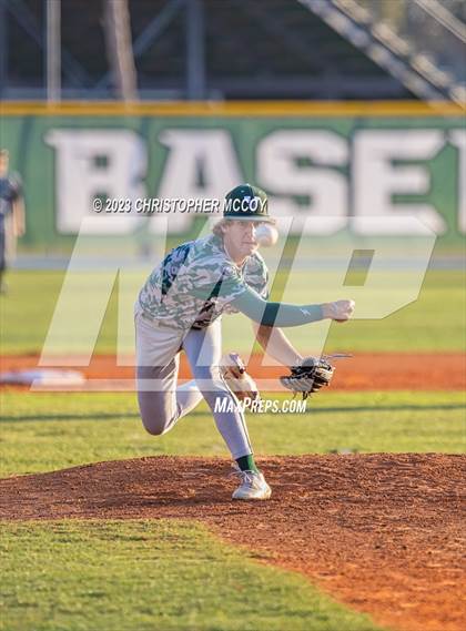 Thumbnail 2 in Lakewood Ranch vs. Venice (FHSAA 7A District 8 Semifinal) photogallery.
