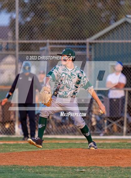 Thumbnail 3 in Lakewood Ranch vs. Venice (FHSAA 7A District 8 Semifinal) photogallery.