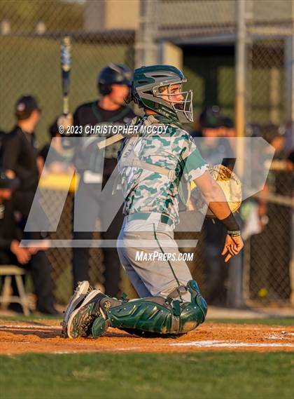 Thumbnail 3 in Lakewood Ranch vs. Venice (FHSAA 7A District 8 Semifinal) photogallery.