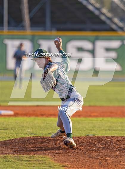 Thumbnail 3 in Lakewood Ranch vs. Venice (FHSAA 7A District 8 Semifinal) photogallery.