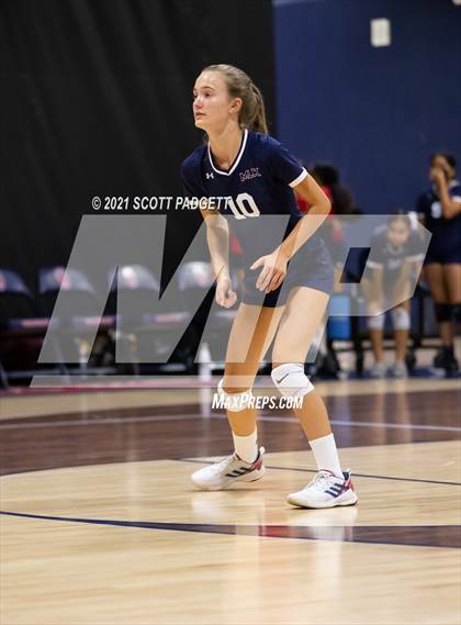 Thumbnail 2 in Great Oak vs King photogallery.