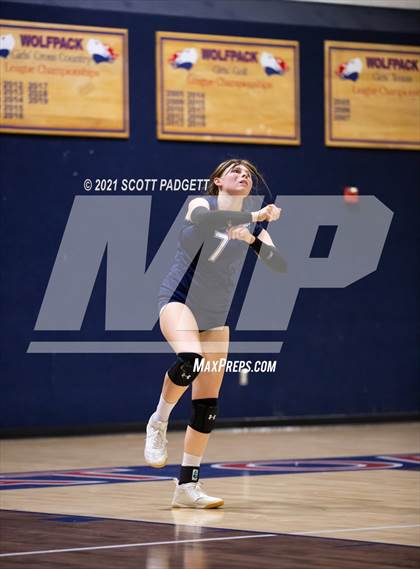 Thumbnail 3 in Great Oak vs King photogallery.