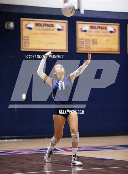 Thumbnail 3 in Great Oak vs King photogallery.