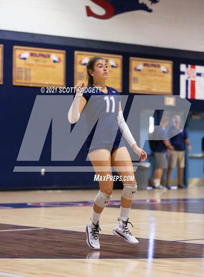 Thumbnail 3 in Great Oak vs King photogallery.