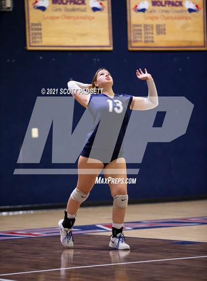 Thumbnail 2 in Great Oak vs King photogallery.