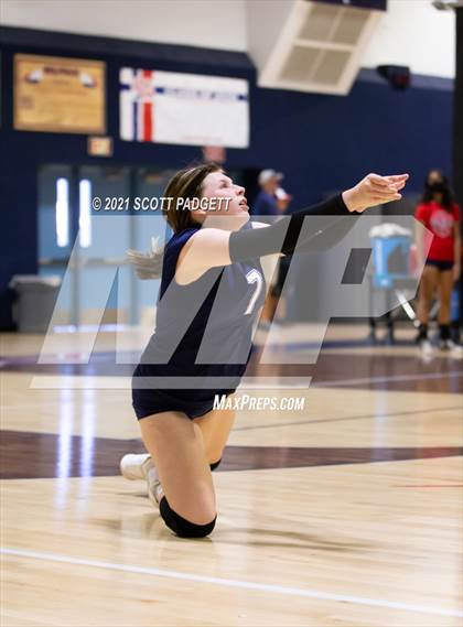 Thumbnail 3 in Great Oak vs King photogallery.