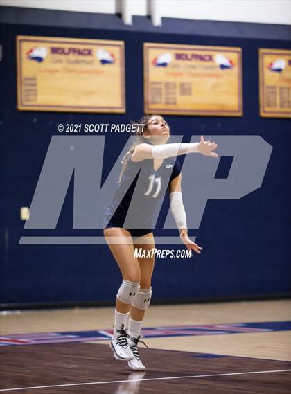 Thumbnail 2 in Great Oak vs King photogallery.