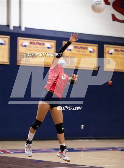 Thumbnail 3 in Great Oak vs King photogallery.