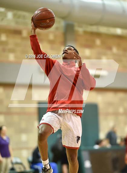 Thumbnail 1 in Stevens [John Paul] vs Edinburg (NISD/NEISD Invitational) photogallery.